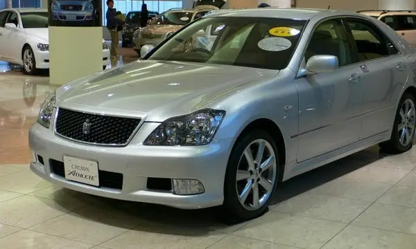 Toyota Crown XII Athlete (S180, facelift 2005)