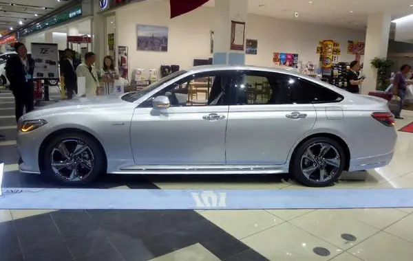 Toyota Crown XV (S220)-8