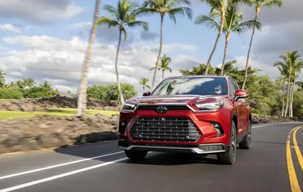 Toyota Grand Highlander-5