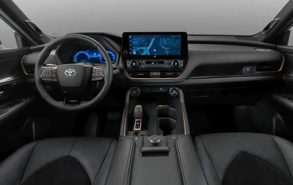 Toyota Grand Highlander-8