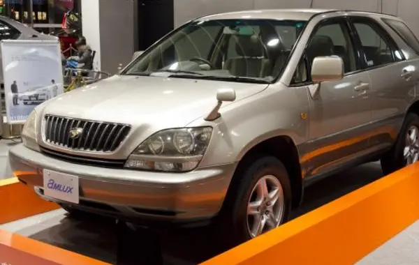 Toyota Harrier I (XU10)