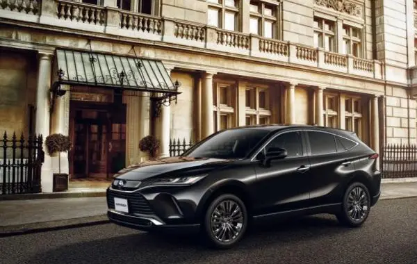 Toyota Harrier IV (XU80)
