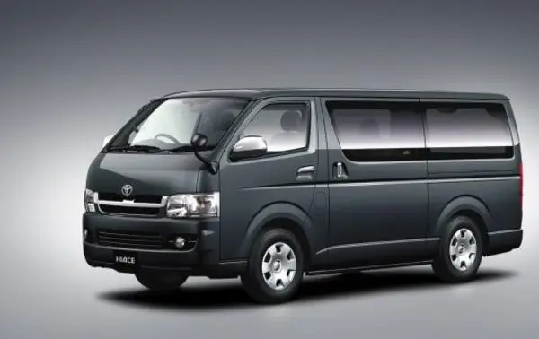 Toyota HiAce V (H200) Van Long 5 Door