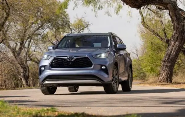 Toyota Highlander IV