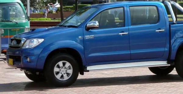 Toyota Hilux Double Cab VII (facelift 2008)-4