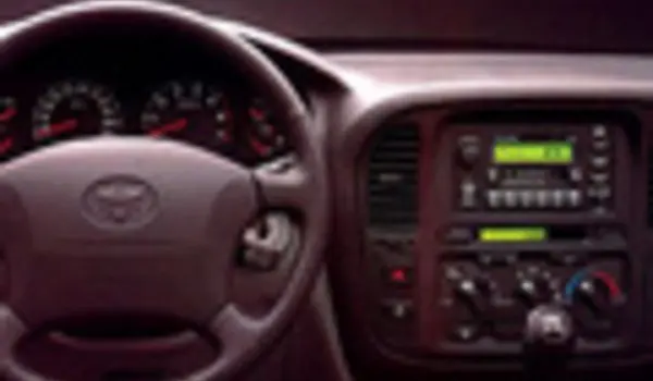 Toyota Land Cruiser (J100)-4