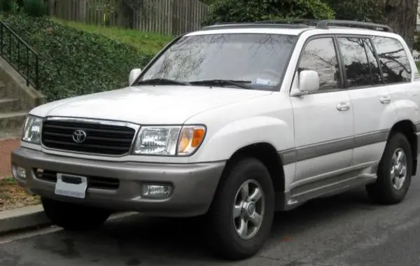 Toyota Land Cruiser (J100)
