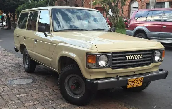 Toyota Land Cruiser (J60) Wagon