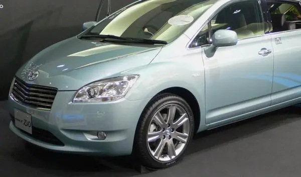 Toyota Mark X Zio