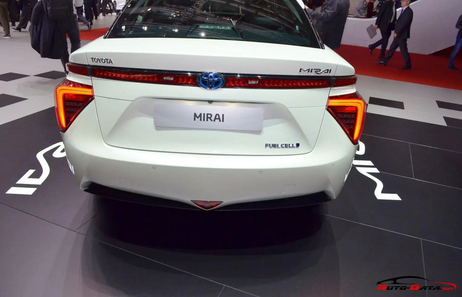 Toyota Mirai-5