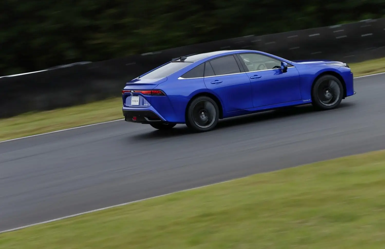 Toyota Mirai II-0