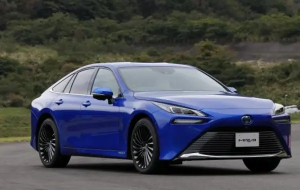 Toyota Mirai II