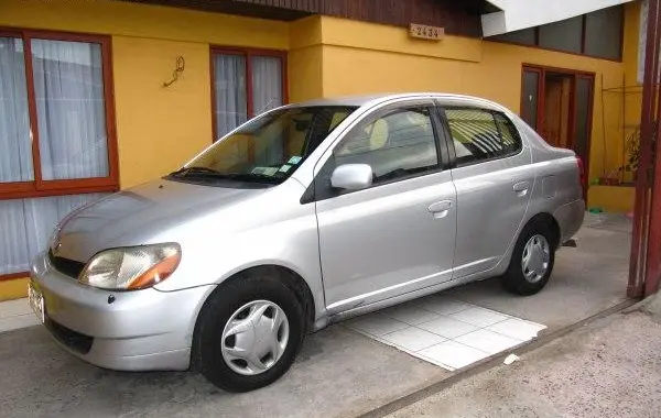 Toyota Platz