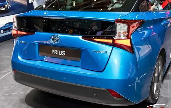 Toyota Prius IV (XW50, facelift 2018)-4