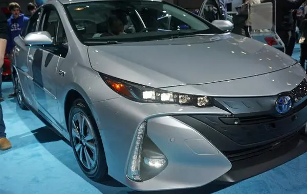 Toyota Prius IV (XW50, facelift 2018)-2