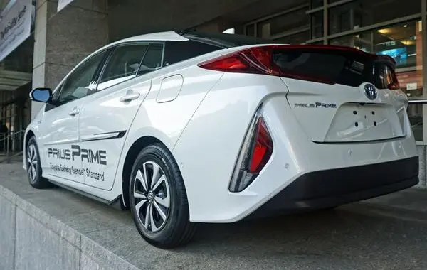 Toyota Prius IV (XW50, facelift 2018)-4