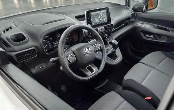 Toyota Proace City SWB-6