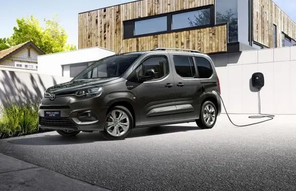 Toyota Proace City Verso SWB