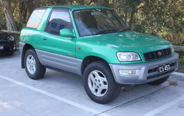 Toyota RAV4 I (XA10, facelift 1997) 3-door