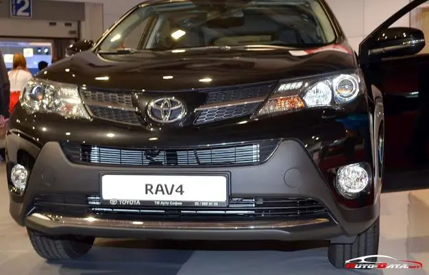 Toyota RAV4 IV-1