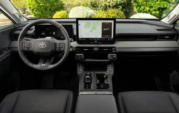 Toyota RAV4 VI-3