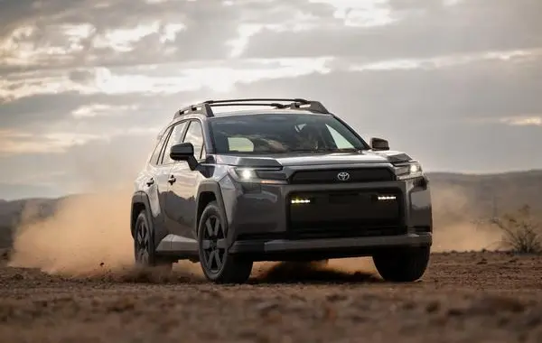 Toyota RAV4 VI-2