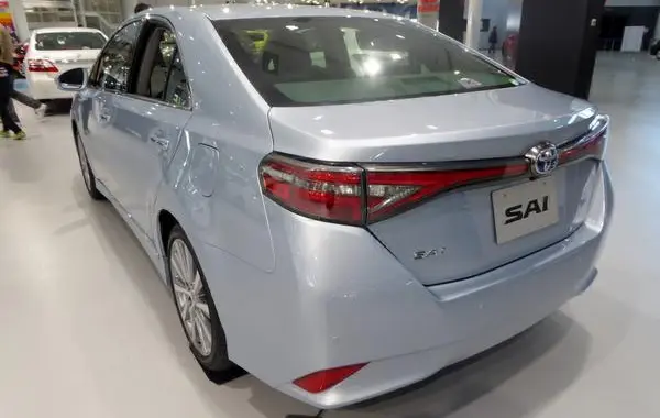 Toyota Sai (facelift 2013)-1