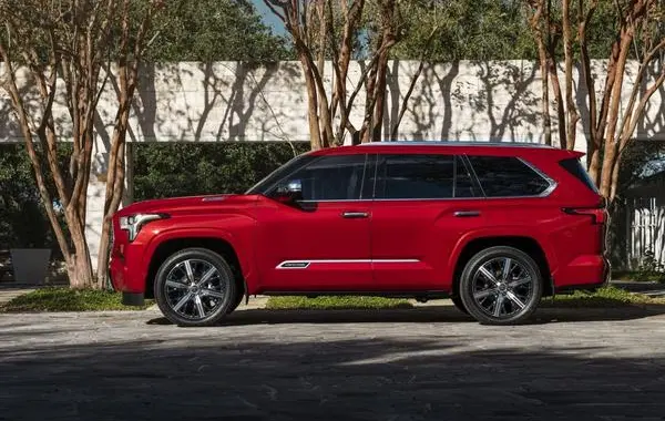 Toyota Sequoia III (XK80)-5