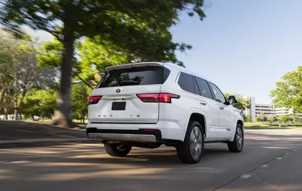 Toyota Sequoia III (XK80)-0
