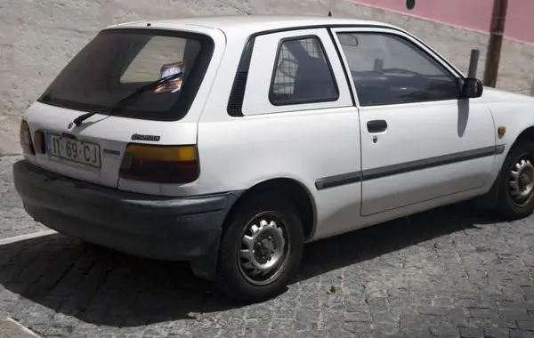 Toyota Starlet IV-0