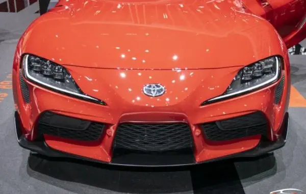 Toyota Supra V (A90)-5