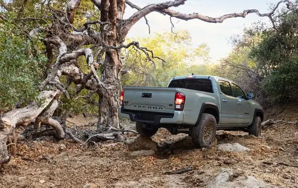 Toyota Tacoma III Double Cab (facelift 2020)-1