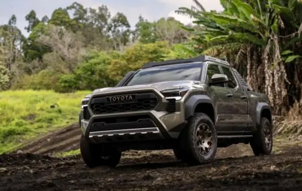 Toyota Tacoma IV Double Cab Long-3