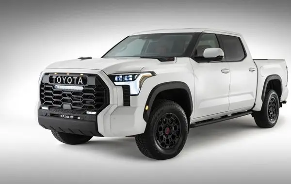 Toyota Tundra III CrewMax Short Bed-6