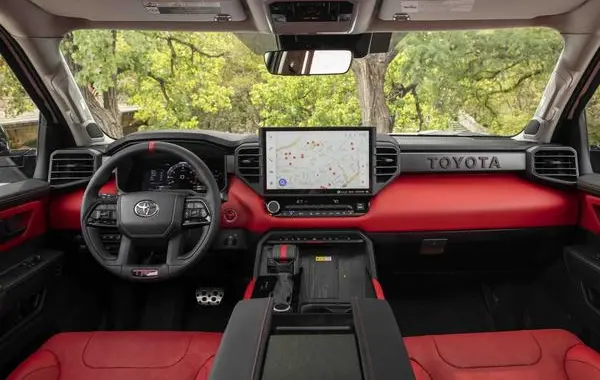 Toyota Tundra III CrewMax Short Bed-5