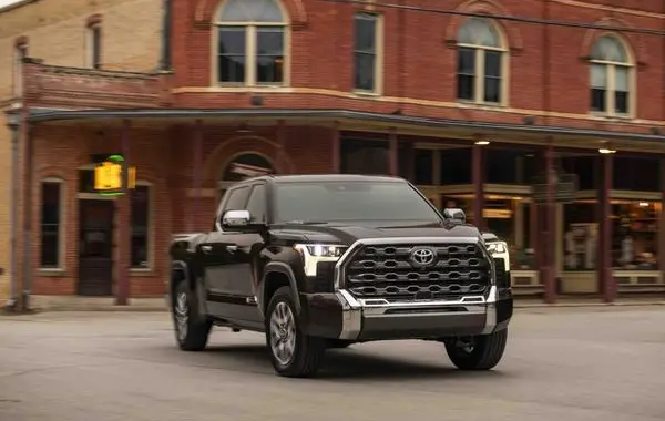 Toyota Tundra III CrewMax Standard Bed-0