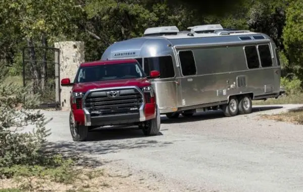 Toyota Tundra III Double Cab Standard Bed