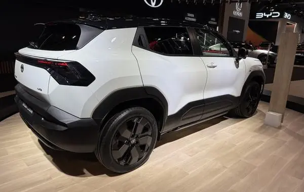 Toyota Urban Cruiser III-0