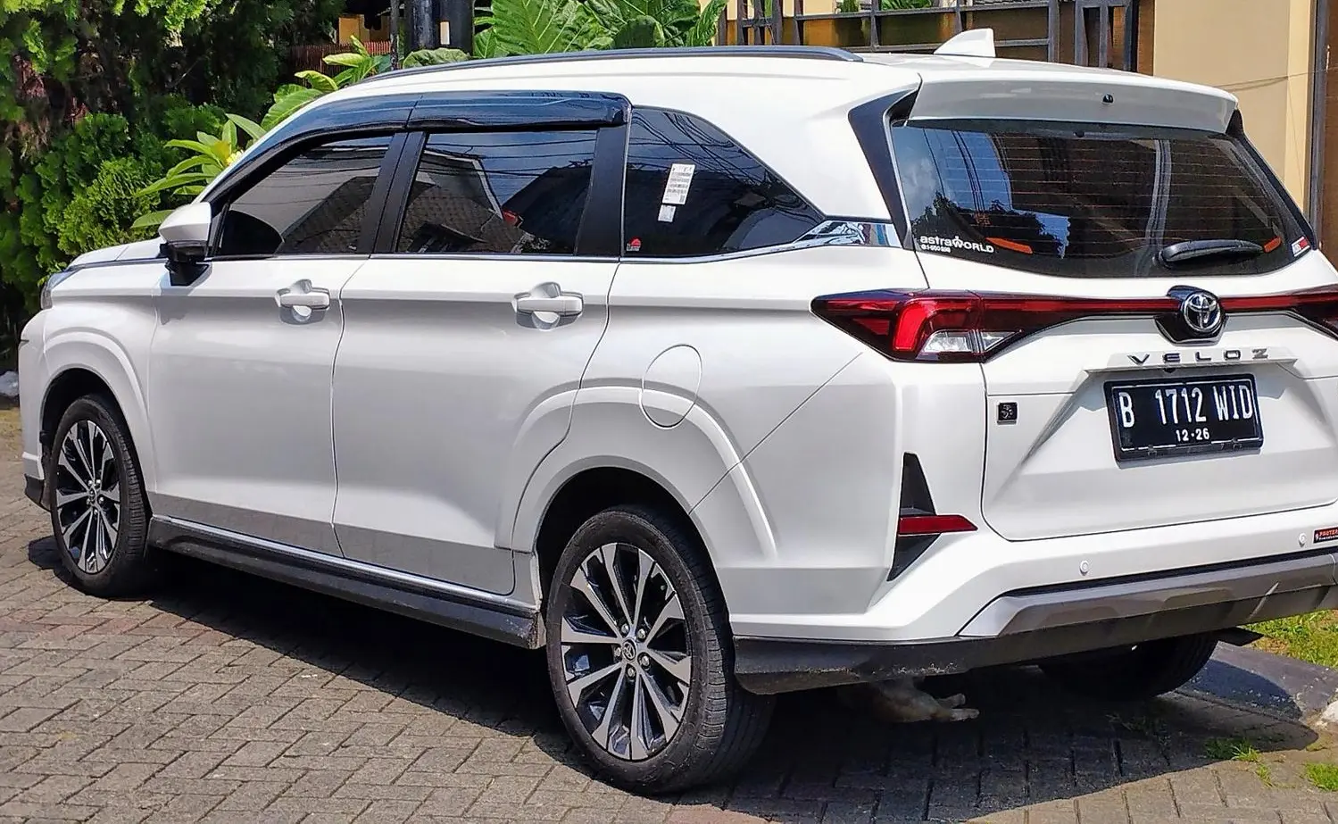 Toyota Veloz-0
