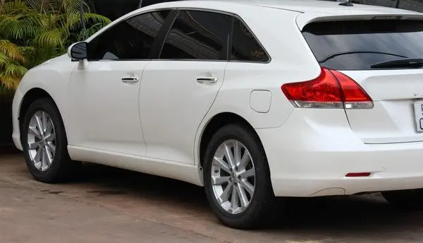 Toyota Venza I (AV10)-0