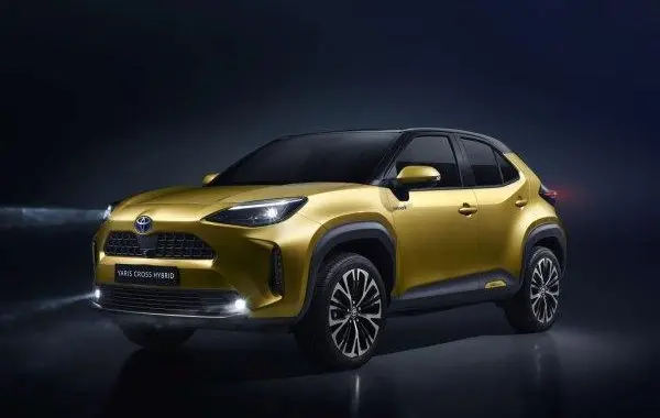 Toyota Yaris Cross (XP210)