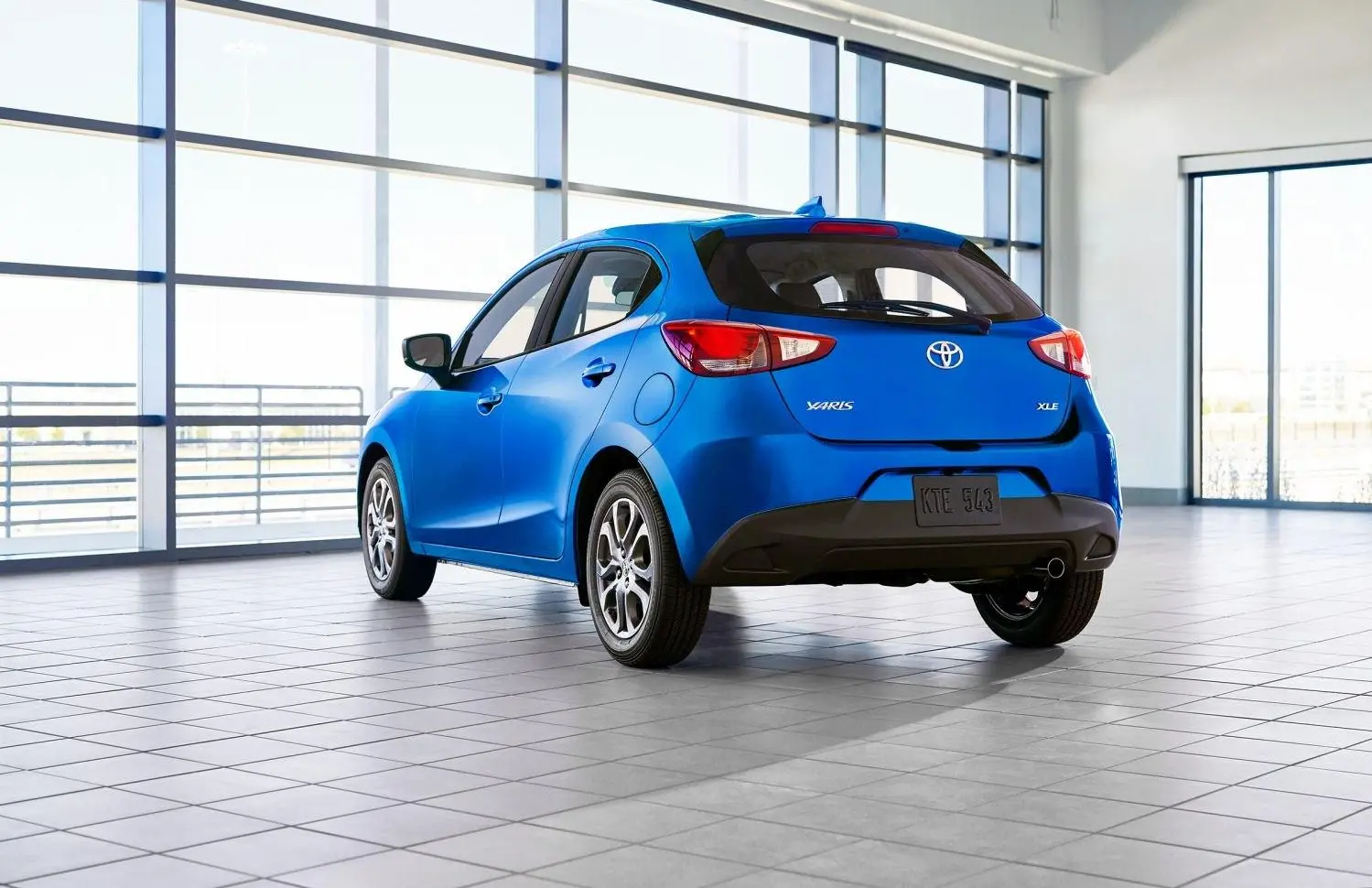 Toyota Yaris Hatchback (USA) (facelift 2019)-0