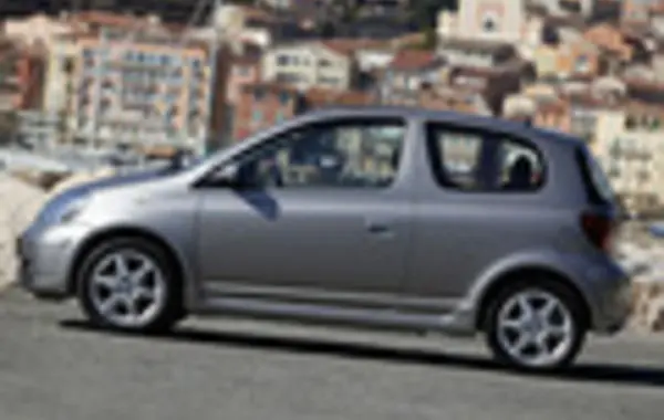 Toyota Yaris I (facelift 2003) 3-door-7