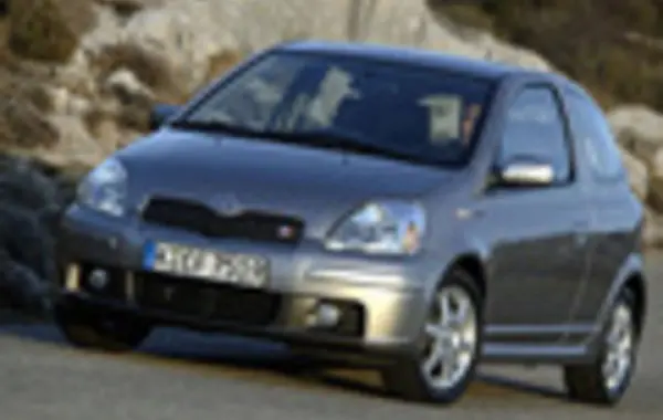 Toyota Yaris I (facelift 2003) 3-door-6
