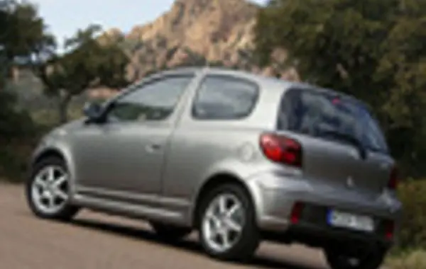 Toyota Yaris I (facelift 2003) 3-door-8