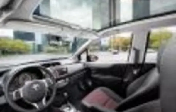 Toyota Yaris III-7
