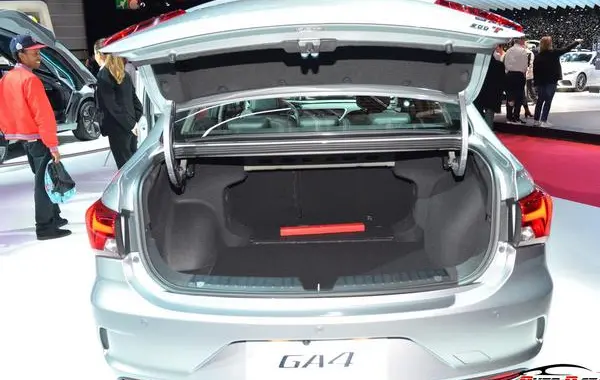 Trumpchi GA4-8