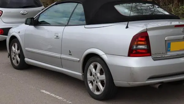 Vauxhall Astra Mk IV Convertible