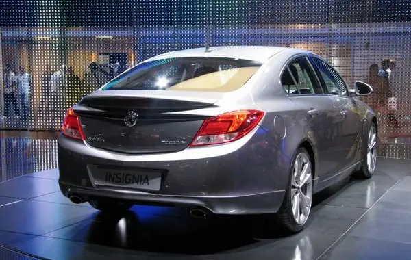 Vauxhall Insignia I Hatchback-1