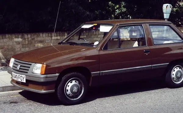 Vauxhall Nova CC-1
